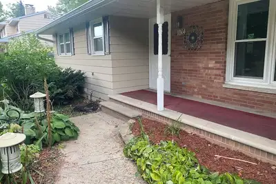 Image de Dog Friendly 3-bedroom house near Door County, Lambeau Field and on a bus line!