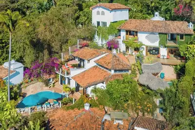 Image de Casa de la Hoja: Private and Quiet 3 Br/4ba Home in Exclusive Conchas Chinas