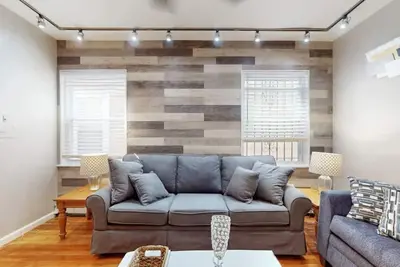 Image de 3-bedroom just 3 min to Prudential Center 15 to Ewr and 25 min to New York City