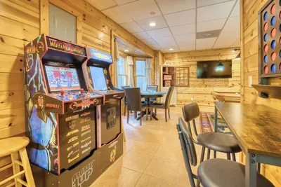 Image de BBQs - Game Nights - Creekside Chill Vibes