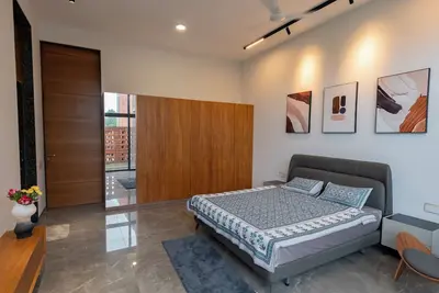 Image de Luxurious 3bhk Fully Furnished Duplex Villa