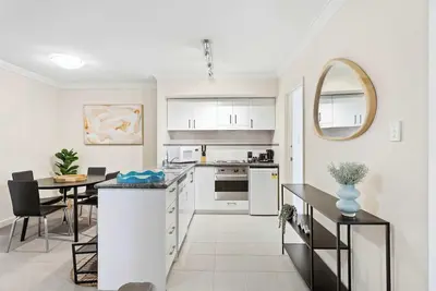 Image de One Bedroom Apartment in the City Centre