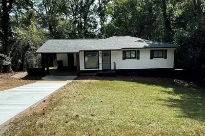 Image de Charming 3-bedroom house in Atlanta 14 minutes from the airport and downtown.