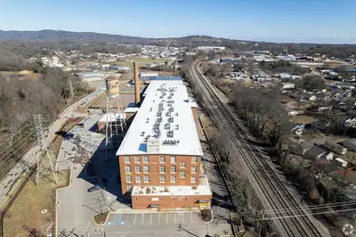 Image de Landing at The American Spinning Mill - 2 Bedro. . .