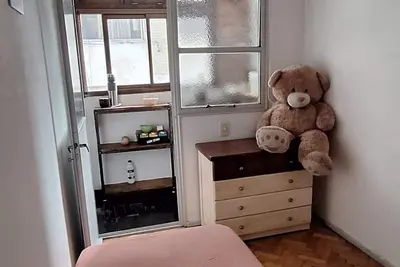 Image de Malabia Pugliese. Departamento Para 5 Cerca de Bares, Restaurantes y Negocios! !