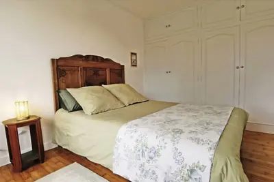 Image de La maison de soaz, à  côté du \ncanal de Nantes à Brest à Châteauneuf-du-Faou.