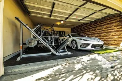 Image de Luxury 4br Villa w\/Gym, Golf Simulator & Office Near Exxon Hq & Old Town Spring