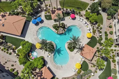 Tempe Getaway 》King Beds &Pool, Relax, Shop & Dine