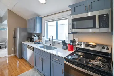 Image de Couples Beach side condo getaway