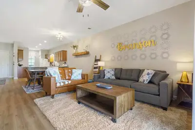 Image de The Branson Experience | Balcony w/ Golf Views
