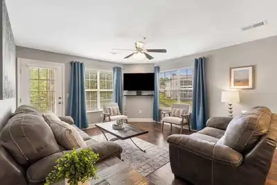 Image de Tranquil Pondview Retreat | Balcony