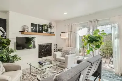 Image de Charming 2-bedroom Townhome Near Ut Campus/Rosedale