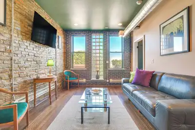 Image de Chicago Urban Oasis ~ 6 Mi to Downtown!