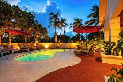Image de 4-bedroom House with private Pool - walking distance to Baha Mar and Beach