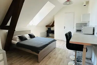 Image de Studio 11 au Calme avec Wifi et Parking Troyes