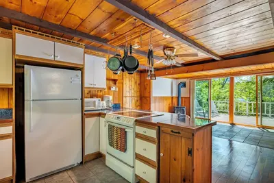Image de Lovely 2-bedroom bungalow in Williamsburg. Disconnect from it all!