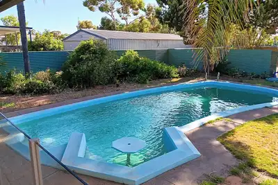 Image de Renovated 3bd w/ pool and spa bath