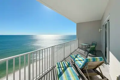 Image de Windemere 1505 | Beachfront Penthouse | Heated Pool | My Beach Getaways