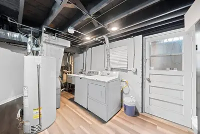 Image de Lombard Rental - Central Ave
