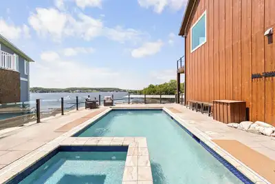 Image de Sunset Pt - Private Pool, Hot Tub, Dock