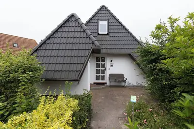Image de Stylish vacation home Mellumplate 38 with south-facing garden.