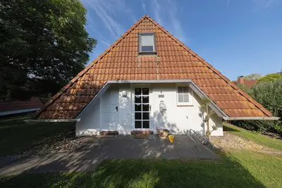 Image de Vacation home Nanni. Bright and with wood-burning stove.