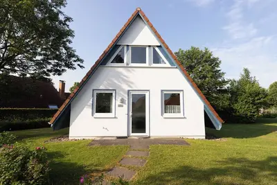 Image de Vacation home Westertill 23, on the dyke and in the middle of the action.