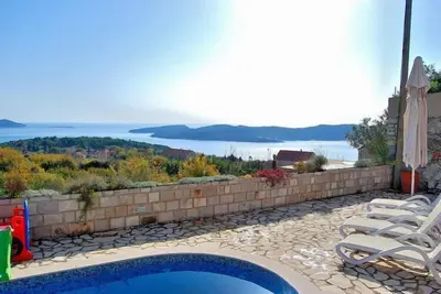 Image de Villa Tony - Five Bedroom Villa with Terrace, Swimming Pool and Sea View