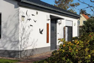 Image de Vacation home Möwennest. With sun terrace and at ground level.