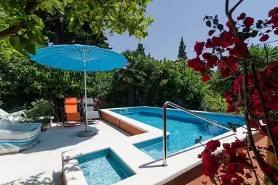 Image de Villa Gemma - Four Bedroom Villa with Terrace and Swimming Pool