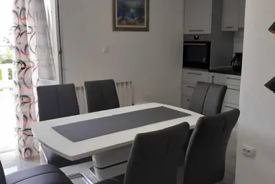 Image de Apartments Seagull - Two Bedroom Apartment with Balcony (Grozdana)