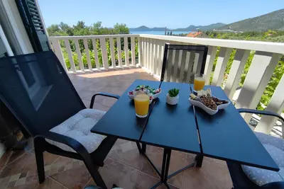 Image de Apartments Kola - Two Bedroom Apartment with Terrace and Sea View (1)