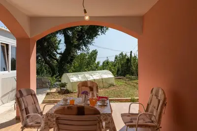 Apartment Nike - Two-Bedroom Apartment with Terrace