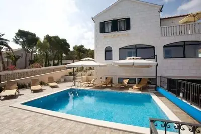 Image de Apartments Villa Grlica - One Bedroom Apartment With Balcony and Garden View (A2)