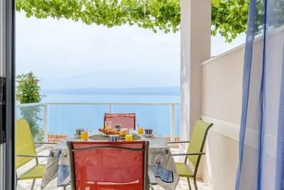 Image de Apartments Hope (Dugi Rat) - One-Bedroom Apartment with Terrace and Sea View (A2)