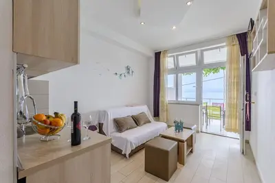 Image de Apartments Hope (Dugi Rat) - Standard One-Bedroom Apartment with Terrace and Sea View (A3)