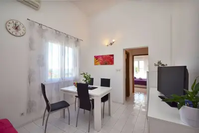Image de LaidBack Apartments - One Bedroom Apartment with Balcony and Sea View (Lavander)