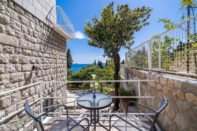 Image de Guest House Villa Nina- Two Bedroom Apartment with Terrace and Sea View (Apt67)