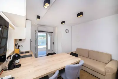 Image de Apartments Ema - Studio Apartment with Sea View