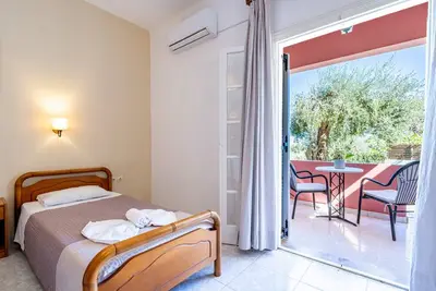 Image de Studio 'Grand 1' avec vue sur la mer, Wi-Fi et climatisation