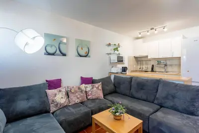 Image de Apartment Zara - Two Bedroom Apartment with Balcony - (St)