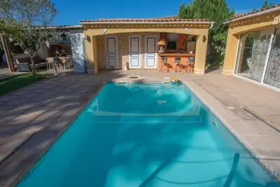 Image de Gîte Hubert avec piscine partagée, Wi-Fi et climatisation