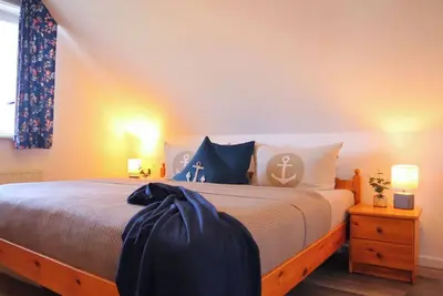 Image de Vacation apartment \"Nordseebrise\" just a few minutes' walk from the dyke!