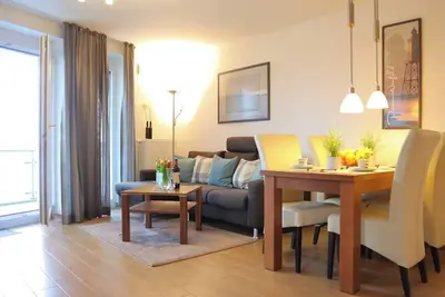 Image de \"Apartment Sonnenbogen: North Sea magic and comfort on the dike! \"