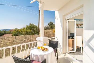 Image de Apartments Blažević - Comfort Two Bedroom Apt with Hot Tub and Sea View