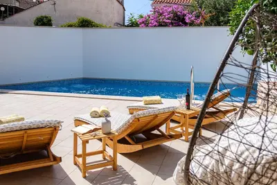 Image de Villa Stone Pearl - Two Bedroom Holiday House with Pool