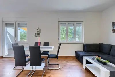 Image de Holiday house Chill out Loborika - Two Bedroom Holiday Home with Terrace