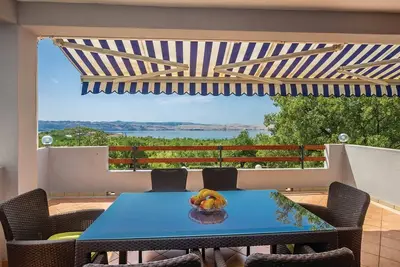 Image de Apartments Paola - Two Bedroom Apartment with Terrace and Sea view