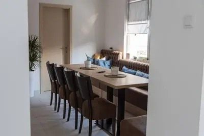 Maison de vacances de 4 chambres avec piscine