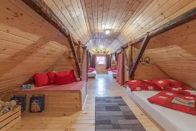 Image de Stara Hiža Vlašić - Duplex one bedroom Chalet with Private Garden